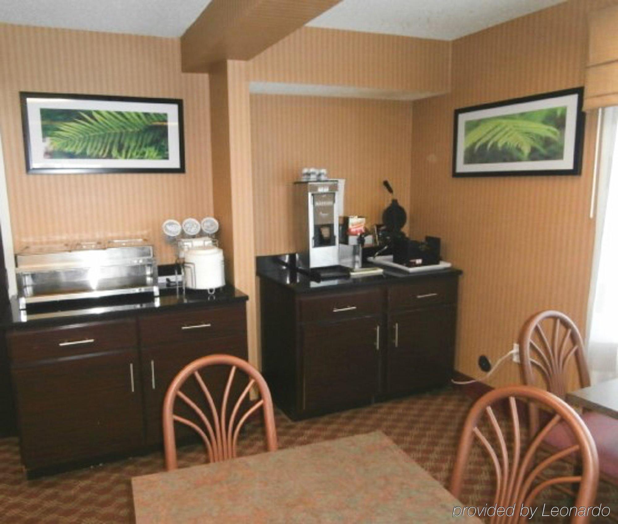 Sleep Inn Kansas City International Airport Экстерьер фото