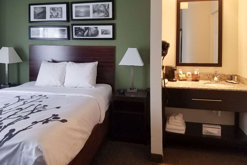 Sleep Inn Kansas City International Airport Номер фото